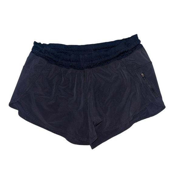 Lululemon Athletica black tracker short women’s size 8 - Picture 1 of 5